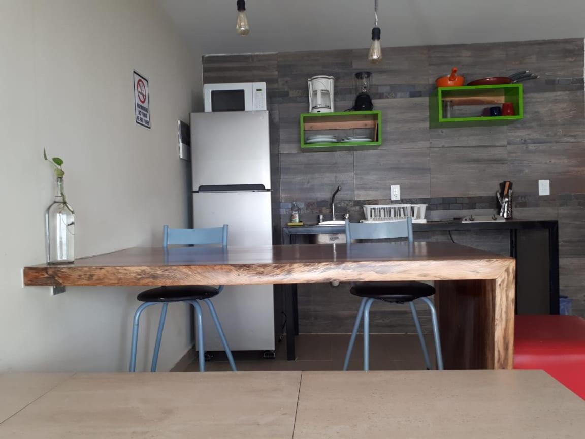 Brisas 10 Beachside Suites Κανκούν Εξωτερικό φωτογραφία