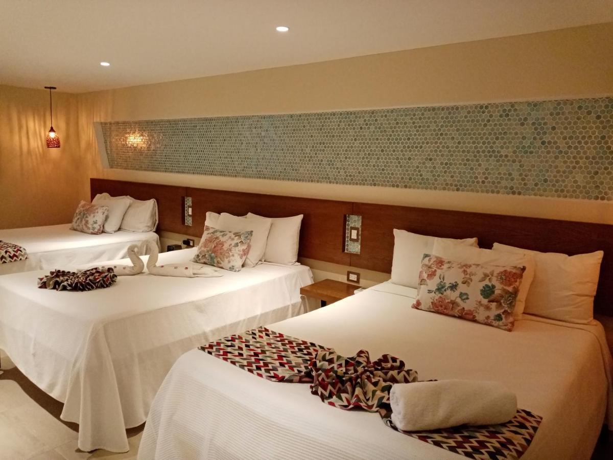Brisas 10 Beachside Suites Κανκούν Εξωτερικό φωτογραφία
