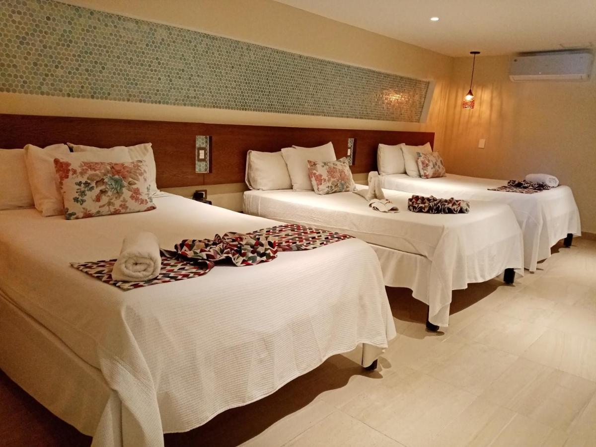 Brisas 10 Beachside Suites Κανκούν Εξωτερικό φωτογραφία